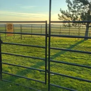 แผงรั้วม้าวัวแกะรั้วฟาร์มคอกวัวแบบพกพา - Product Image 3