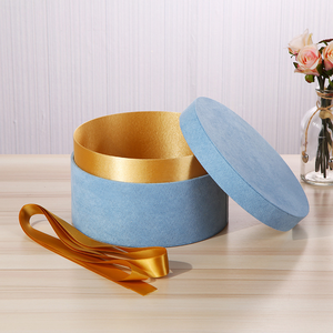 Cylindre rond en <span class=keywords><strong>daim</strong></span> avec ruban, 50 pièces, boîte-cadeau de luxe en carton, pour <span class=keywords><strong>bonbons</strong></span> de mariage, demoiselle d'honneur, vente en gros - Product Image 3