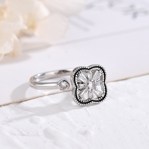 Four Leaf Clover Rotating Ring For Women Adjustable Opening Zircon Jewelry Gift - Product Image 3