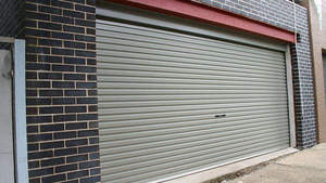 <span class=keywords><strong>Porte</strong></span> <span class=keywords><strong>de</strong></span> <span class=keywords><strong>garage</strong></span> à enroulement motorisée en métal avec grille <span class=keywords><strong>de</strong></span> ventilation, <span class=keywords><strong>porte</strong></span> <span class=keywords><strong>de</strong></span> <span class=keywords><strong>garage</strong></span> ventilée pour les maisons australiennes - Product Image 5