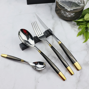 Juego de cuchillos y tenedores de acero inoxidable 304 con mango pesado de lujo dorado <span class=keywords><strong>mate</strong></span> de estilo europeo, <span class=keywords><strong>vajilla</strong></span> para hotel - Product Image 6