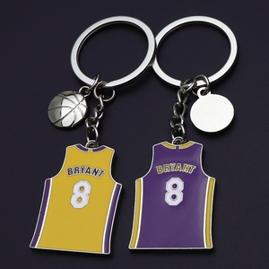 Porte-clés en métal <span class=keywords><strong>Kobe</strong></span> avec pendentif en jersey <span class=keywords><strong>Kobe</strong></span> <span class=keywords><strong>Bryant</strong></span> Porte-clés étoile de basket-ball Porte-clés pour fan - Product Image 3