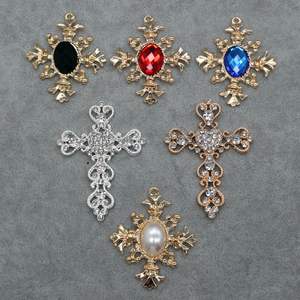 2025ลดกระหน่ำทำด้วยมืองานแฮนด์เมดแบบบาร็อคครอสประดับเพชรอุปกรณ์เสริมหัวเข็มขัดแผ่นเพชรแบบไขว้โลหะผสมวัสดุเครื่องประดับจี้ - Product Image 2