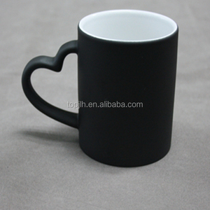 Topjlh Sublimation 11oz coeur poignée changement de couleur <span class=keywords><strong>tasse</strong></span> thermique <span class=keywords><strong>magique</strong></span> personnalisé <span class=keywords><strong>Photo</strong></span> cadeau <span class=keywords><strong>tasse</strong></span> avec conception sensible à la température - Product Image 2