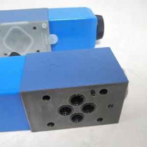 美国维克斯液压电磁阀DG DG4V DG4 DG4V-3-2A-<span class=keywords><strong>M</strong></span>-U-H7-60液压双头电磁换向阀 - Product Image 3