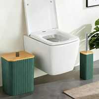 Ensemble de salle de bain vert 9 pièces comprenant un porte-brosse WC, un distributeur de savon, une poubelle et des accessoires décoratifs pour comptoir