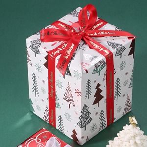 Custom Christmas Tree <b>Pattern</b> Double-Sided Metallized Recyclable Digital Printing Gift Wrapping <b>Paper</b> Roll for Gift Packaging - Product Image 2