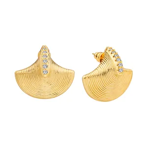 Elegant Shell Stud Earrings For Women Sparkling Zircon Earring Gold Color Fashion Party Jewelry