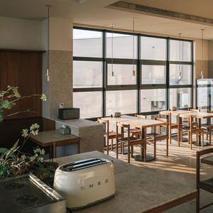 Table à manger de haute qualité pour hôtel de luxe, design extensible, construction robuste, finition élégante, mobilier de salle à manger de restaurant - Product Image 2