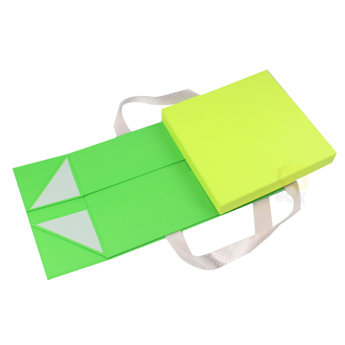 Modern Design Paper Gift Box With Customized Ribbon Hot Selling Gift Foldable Paper Boxes With A Lid