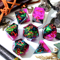 Jeu de dés DND à bords vifs, design violet avec police en cuivre rouge pour le jeu de rôle Dungeons and Dragons - N24