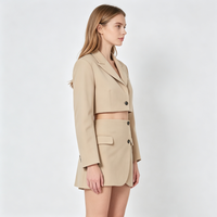 Ensemble blazer court beige et jupe mini asymétrique pour femme, col cranté, ensemble deux pièces, couleur unie, tenue élégante pour femme de bureau