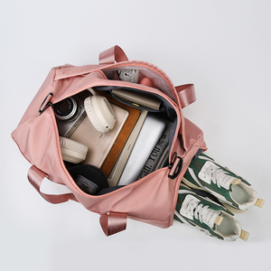 Lettre Imprimer Coloré Étanche Sports Gym <span class=keywords><strong>Voyage</strong></span> Passer une Nuit <span class=keywords><strong>Week</strong></span>-<span class=keywords><strong>end</strong></span> Femmes Nuit Duffle Duffel Sac avec Compartiment À Chaussures - Product Image 3
