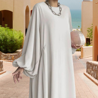 Robes Abaya Modestes Musulmanes de Dubaï Grande Taille en Polyester Plissé Couleur Unie Manches Bouffantes Islamiques Longueur Cheville