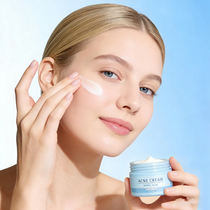 Crème en gros à l'acide salicylique <span class=keywords><strong>pour</strong></span> l'élimination de l'acné, apaise les rougeurs et répare les imperfections <span class=keywords><strong>pour</strong></span> les peaux sujettes aux imperfections - Product Image 1