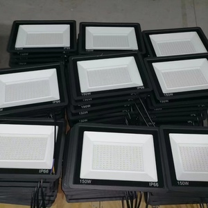 Projecteur LED Haute Puissance 10W 20W 30W 50W 100W 150W 200W 300W 400W pour Terrains de Football et Places Publiques - Product Image 3