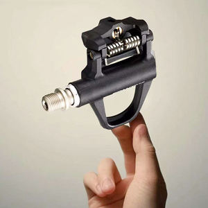 Pédales de vélo de route en fibre de <span class=keywords><strong>carbone</strong></span> en gros, plateforme large réglable, ensemble de cales de pédale autobloquantes pour système de vélo de route - Product Image 6