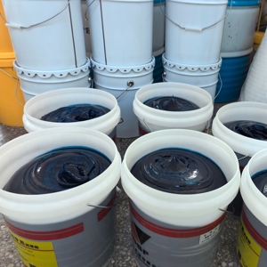 Graisse lubrifiante au lithium à haute température multi-usages industrielle 180KG NLGI <span class=keywords><strong>2</strong></span> Complexe bleu Roulements à haute pression extrême - Product Image 2