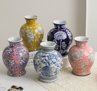 Vases en porcelaine bleu et blanc faits à la main Art déco Design chinois pour la décoration intérieure Vase à fleurs en gros