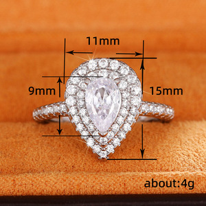 Anello decorativo classico europeo americano a forma di goccia con zirconi, ornamento creativo e brillante per le occasioni nuziali - Product Image 3