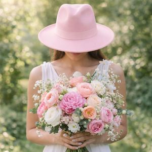 Chapeau Fedora Classique Multicolore en Coton et Polyester pour Noël, Élégant, Unisexe, Protection Solaire, Décontracté, pour Voyage et Fête - Product Image 3