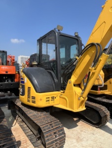 Mini-excavatrice Komatsu PC55MR d'occasion, d'origine japonaise, en excellent état, 305.5E KX155 PC50MR - Product Image 6