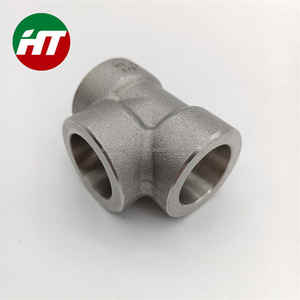 A182F316L Coude en té forgé avec filetage ASTM F44 Gr F51 SA 182 F321 Matériau A182 F316 Catégorie de produit Raccords de tuyauterie - Product Image 1
