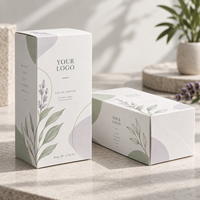 Boîtes d'emballage en carton pliables en papier blanc avec logo personnalisé écologique et recyclable pour parfums et rouges à lèvres