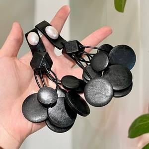 Boucles d'oreilles en bois à pompons, imitation perle, style vintage, ensemble de bijoux de fête pour femme - Product Image 3