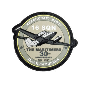 Badge/étiquette thermocollante en PVC, en caoutchouc souple 3D moulé sur mesure par Industrial Partner, en silicone et polychlorure de vinyle. - Product Image 2
