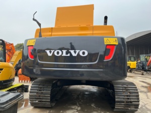 Excavatrice Volvo EC 380 d'occasion en bon état, 38 tonnes, grande excavatrice Volvo 380 d'occasion, excavatrice Volvo EC380 EC380DL EC380DLC en vente - Product Image 3