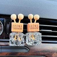 Bouteille d'aromathérapie de voiture de sortie d'air de 8ml bouteille d'aromathérapie de créativité bouteille d'évent en bois diffuseur de voiture parfum bouteille universelle décoration