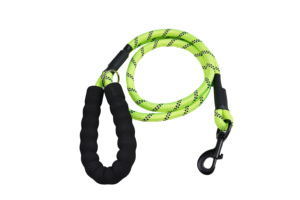 Laisse de chien en nylon de luxe personnalisable forte escalade réfléchissante usine-fabriquée avec un design personnalisé nouveau - Product Image 4