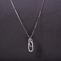 RFJEWEL Classique Lettre Délicate Double Anneaux Connectés Pendentif En Argent Sterling Collier À La Mode