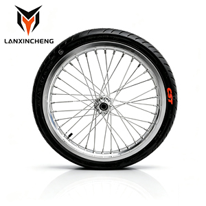 Set di Ruote per Moto da 17 Pollici per Conversione Surron Light Bee Supermoto con Pneumatici <span class=keywords><strong>CST</strong></span> 70/90-17 Anteriori e 90/80-17 Posteriori - Product Image 4