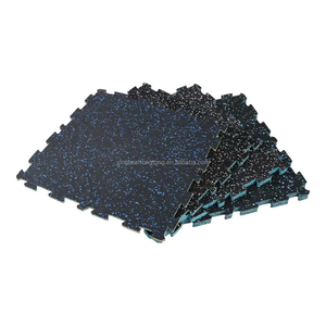 Tapis <span class=keywords><strong>en</strong></span> <span class=keywords><strong>caoutchouc</strong></span> EPDM épaissi de qualité supérieure pour salle de sport Revêtement de <span class=keywords><strong>sol</strong></span> extérieur et pistes de course Carrelages scolaires pour aire de jeux Fitness - Product Image 3