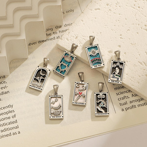 จี้สร้อยคอรูปไพ่ทาโรต์สแตนเลสชุบทอง ดีไซน์สวยงาม สำหรับผู้หญิง ของขวัญเครื่องประดับ ผลิตจากเมืองอี้หวู่ - Product Image 3