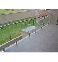 Design moderne de garde-corps d'escalier, clôture de balcon extérieur, garde-corps sans cadre en verre trempé double pour terrasse