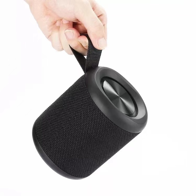 Wireless for 5.3 Waterproof Outdoor Speaker 40W Heavy Bass Portable Built-in Mic 4000mAh Battery 8hr Playtime for Mobile