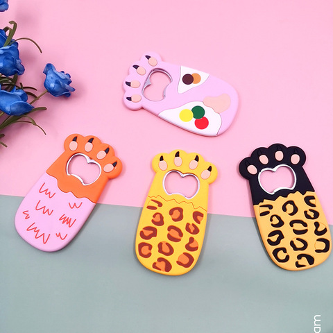 The New Fat Cat Claw Bottle Opener Cartoon Worker Magnetic Suction Beer Opener Soft PVC Can Opener