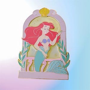 Pin de solapa de metal esmaltado estilo manga japonés, diseño de Sailor Moon, Alas de Hada Princesa Serenity, con vitral y esmalte. - Product Image 5