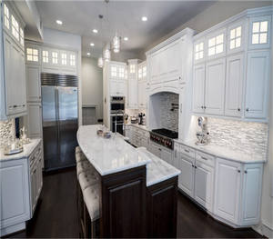 Armoire de cuisine petite en forme de L avec armoire de cuisine shaker - Product Image 5