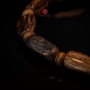 Pulsera de Agarwood Natural para Mujer, Talla Pequeña, Cuentas de Madera Premium, Joyería Elegante para Regalo - Product Image 4