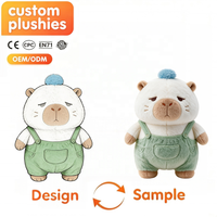 Peluche Capybara Mignonne avec Salopette Verte, Jouet en Peluche Personnalisé, Vente en Gros, Fabricant de Peluches Personnalisées, Cadeau pour Enfants