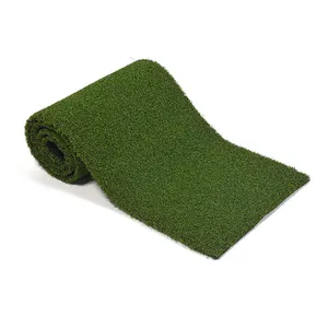 שטיח קרקע חדש לגמרי שטיח צמחים מדומה דשא מזויף בחוץ לכיכר העיר