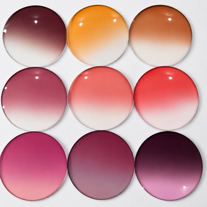 Lentes de Sol con Color Degradado Personalizado en Tono Arena Claro, Índice de Refracción 1.56, Protección Contra Luz Azul, Protección Ocular - Product Image 1