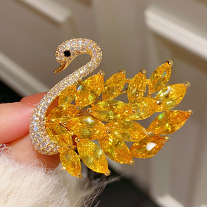 Broche de cisne amarillo limón brillante y translúcido súper hermoso para mujer elegancia exquisito abrigo de traje de estilo grande - Product Image 1