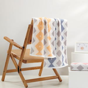 Serviette de toilette en coton jacquard Cotton Love 34x72 cm, pur coton, absorbante, douce, rose, bleu, jaune - Product Image 4