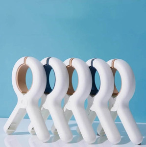 Pinces à linge antidérapantes en gros <span class=keywords><strong>pour</strong></span> le séchage de la lessive, des draps, des serviettes et des <span class=keywords><strong>chaussettes</strong></span> en extérieur - Product Image 4