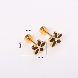 Boucles d'oreilles clous en émail motif fleur, plaqué or 18 carats PVD de haute qualité, bijoux en acier inoxydable, jolies boucles d'oreilles clous pour femme - Product Image 1